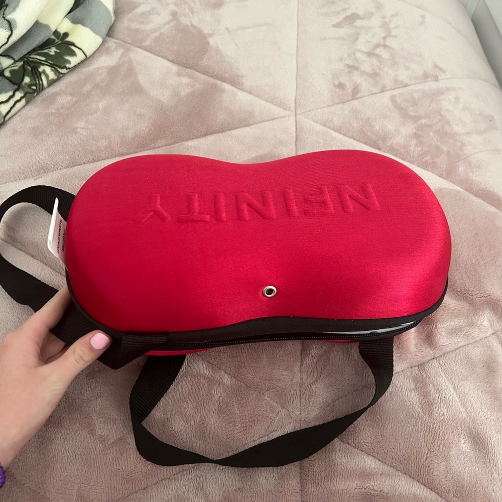 brand new Nfinity evolution cheer shoes size 7